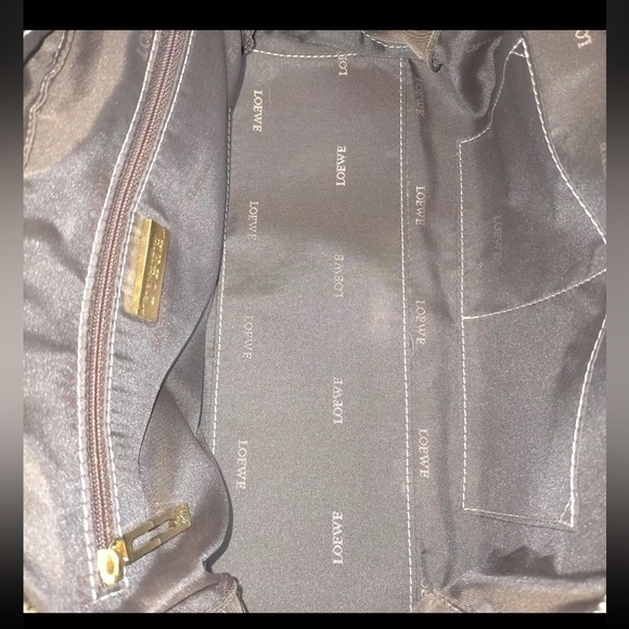 Loewe Gold Hand Bag - Picture 3 of 9